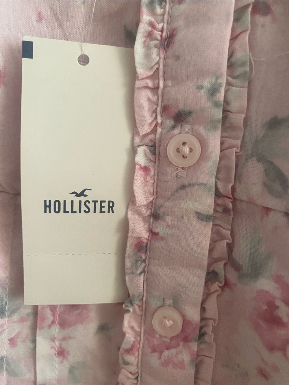 Hollister Pink Floral Pintuck Button-Front Top - Picture 4 of 4